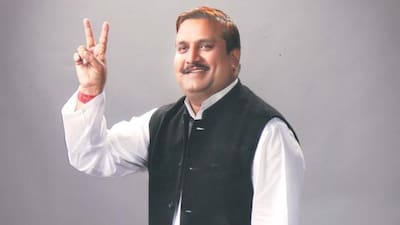 Ghaziabad : गाजियाबाद के चर्चित गज्जी भाटी हत्याकांड में पूर्व विधायक अमरपाल शर्मा बरी Ghaziabad : गाजियाबाद के चर्चित गज्जी भाटी हत्याकांड में पूर्व विधायक अमरपाल शर्मा बरी