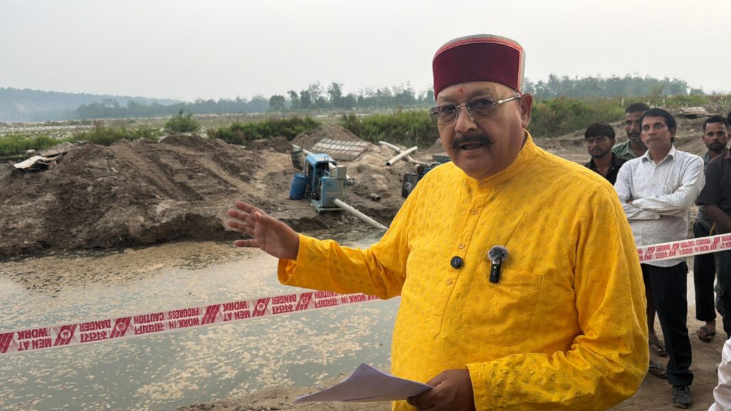 Tanakpur : सतपाल महाराज ने शारदा कॉरिडोर और नायकखेड़ा के कार्यों का किया स्थलीय निरीक्षण Tanakpur : सतपाल महाराज ने शारदा कॉरिडोर और नायकखेड़ा के कार्यों का किया स्थलीय निरीक्षण