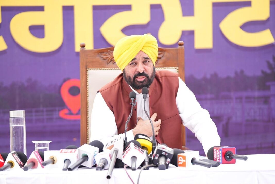 Sangrur : मोदी की सीबीआई ने भी हमारी सरकार की ईमानदारी को दिया क्लीन चिट- भगवंत सिंह मान Sangrur : मोदी की सीबीआई ने भी हमारी सरकार की ईमानदारी को दिया क्लीन चिट- भगवंत सिंह मान