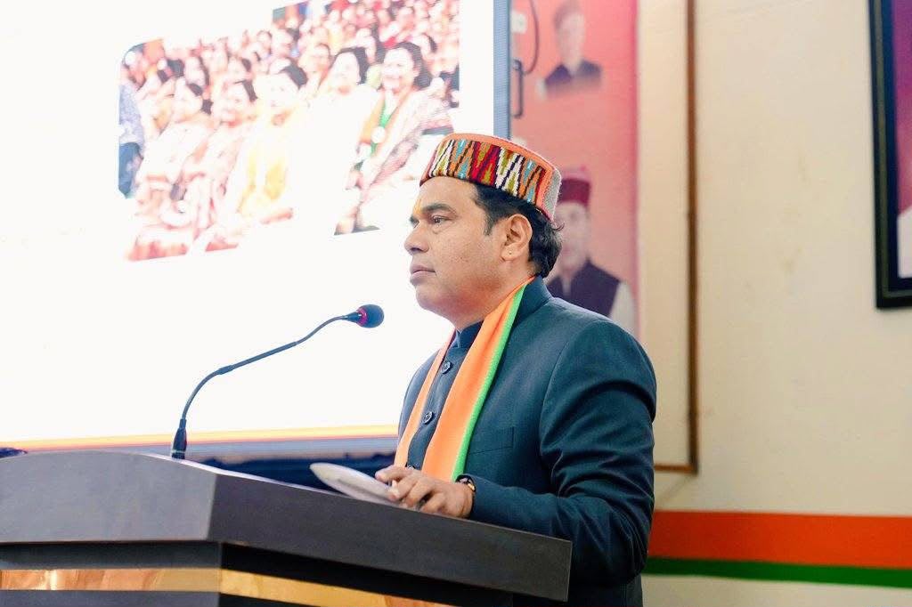Mathura : मतदाता सूची से फर्जी नाम कटने पर बोले श्रीकांत शर्मा, कसाब का जिक्र कर राहुल गांधी पर साधा निशाना Mathura : मतदाता सूची से फर्जी नाम कटने पर बोले श्रीकांत शर्मा, कसाब का जिक्र कर राहुल गांधी पर साधा निशाना
