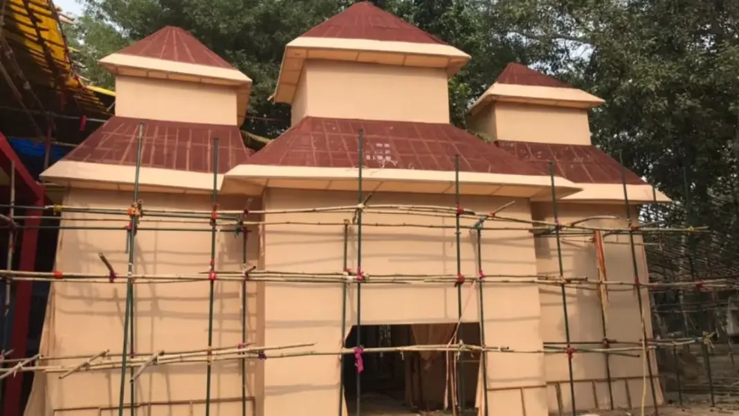 Noida Durga Puja: पंडालों में संध्या आरती, धुनुच नृत्य और सांस्कृतिक कार्यक्रमों की धूम Noida Durga Puja: पंडालों में संध्या आरती, धुनुच नृत्य और सांस्कृतिक कार्यक्रमों की धूम