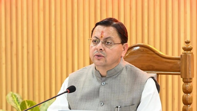 Dehradun : पुलिस में महिला आरक्षियों के पद बढ़ाकर 2000 किए जाएंगे, मुख्यमंत्री ने दी मंजूरी Dehradun : पुलिस में महिला आरक्षियों के पद बढ़ाकर 2000 किए जाएंगे, मुख्यमंत्री ने दी मंजूरी