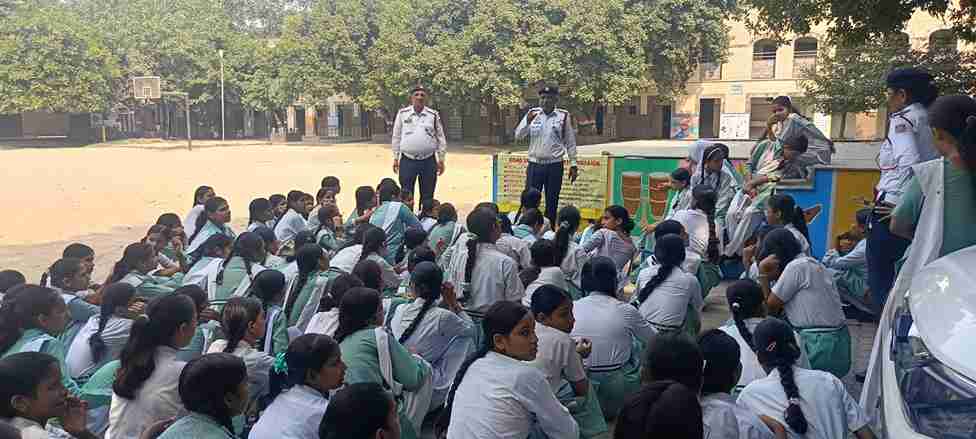 Road Safety Campaign, Bhajanpura Traffic Police, Delhi Traffic Rules, Traffic Awareness, Road Safety India