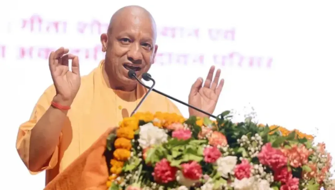 Lucknow : योगी सरकार नवंबर में लाएगी नई आयुष पॉलिसी-26 Lucknow : योगी सरकार नवंबर में लाएगी नई आयुष पॉलिसी-26