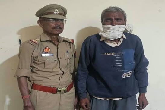 Brother Murder Arrest: नोएडा में बड़े भाई की हत्या का आरोपी छोटा भाई गिरफ्तार, जमीन विवाद में वारदात का आरोप Brother Murder Arrest: नोएडा में बड़े भाई की हत्या का आरोपी छोटा भाई गिरफ्तार, जमीन विवाद में वारदात का आरोप