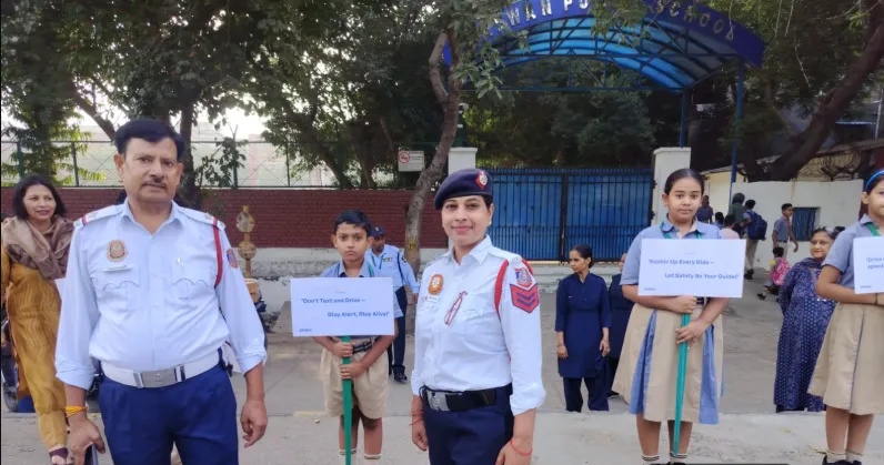 Road Safety Awareness, Salwan Public School, Mayur Vihar Delhi, Traffic Safety Rules, Kalyanpuri Traffic Police