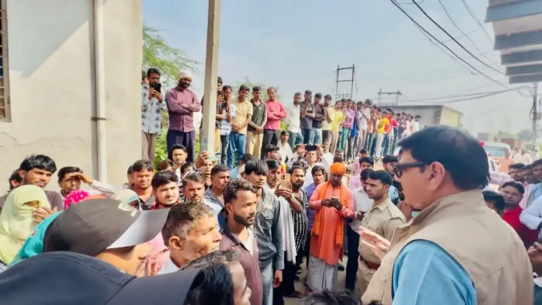 Greater Noida Family Deaths: ग्रेटर नोएडा में एक ही परिवार के 5 लोगों की मौत, तीन बच्चों समेत पति-पत्नी के शव मिले; खाने में जहर की आशंका Greater Noida Death Case, Rabupura News, Family Death Mystery, Suspected Poisoning, Uttar Pradesh Crime