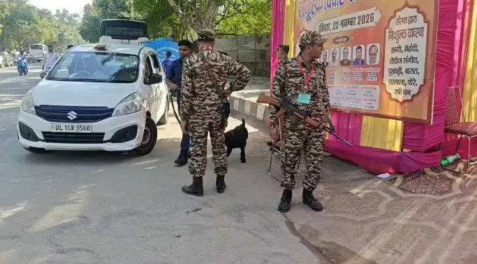 PM Modi Ravan Dahan: इंद्रप्रस्थ रामलीला मैदान में रावण दहन कार्यक्रम को लेकर सुरक्षा कड़ी, SPG और NSG तैनात PM Modi Ravan Dahan: इंद्रप्रस्थ रामलीला मैदान में रावण दहन कार्यक्रम को लेकर सुरक्षा कड़ी, SPG और NSG तैनात